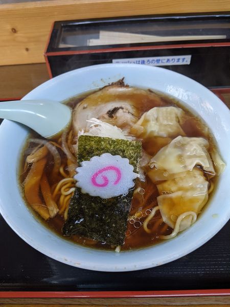「ラーメン（並）＋ワンタン増し」@ラーメンおざくの写真