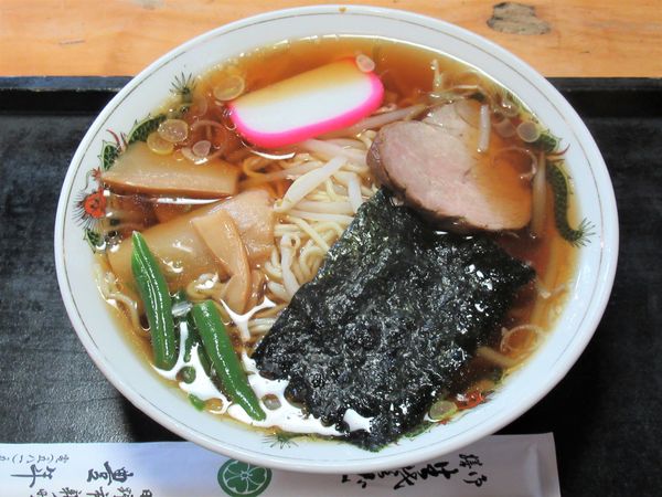 「中華そば（590円）」@そば処 豊年屋の写真