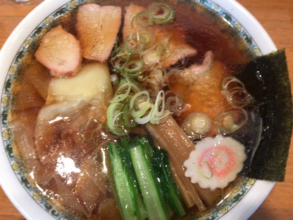 「ワンタンメン800円」@手打中華 慶の写真