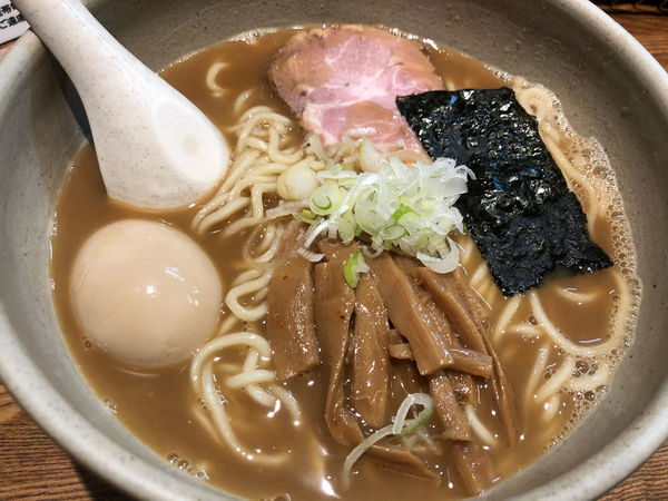 「味玉らーめん大盛り ¥1,060」@麺屋吉左右の写真