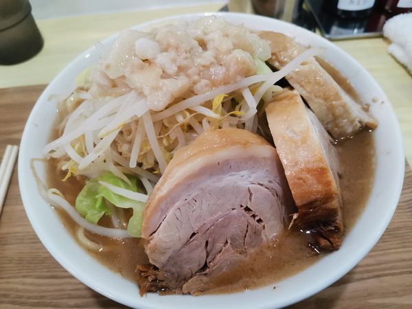 「ラーメン中盛＋豚2枚」@らーめん おうかの写真