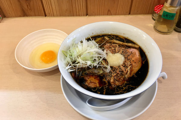 「【12月限定】鶏そばBLACK 1,000円」@鶏そばムタヒロ 花小金井店の写真