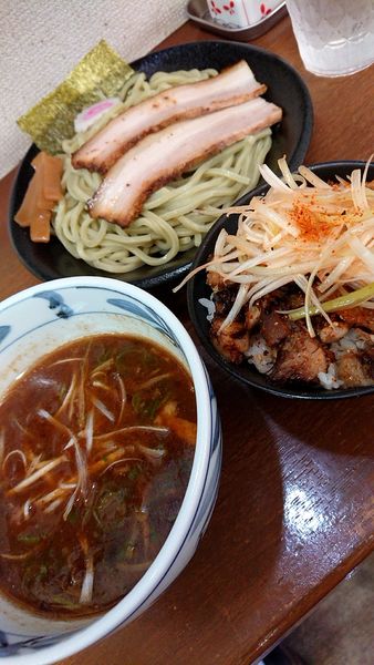 「つけそば(小)＋賄いチャーシュー丼」@麺屋こうきの写真