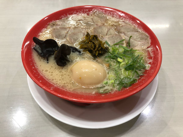 「マイルドとんこつ味玉ラーメン+ 平日セット」@麺屋ごうせいの写真