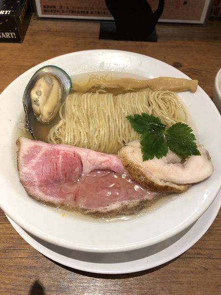 「貝だし中華そば、白」@麺屋58の写真