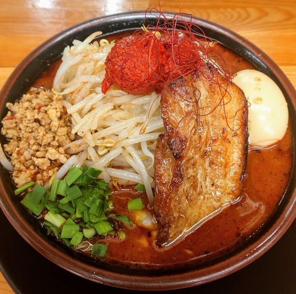 「しびれベトコン誤爆」@ラーメン・つけ麺 爆王の写真