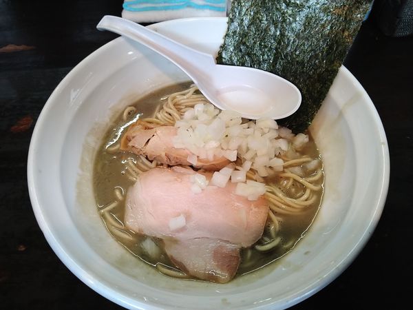「漢の煮干濃麺（850円）＋和え玉（250円）」@濃麺 海月の写真