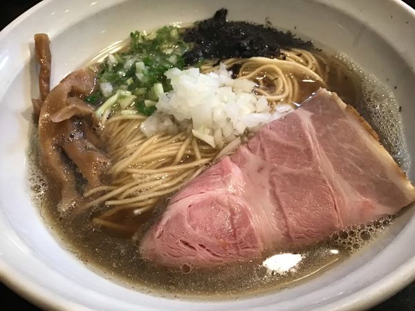 「限定　煮干鶏油800円」@七福軒の写真