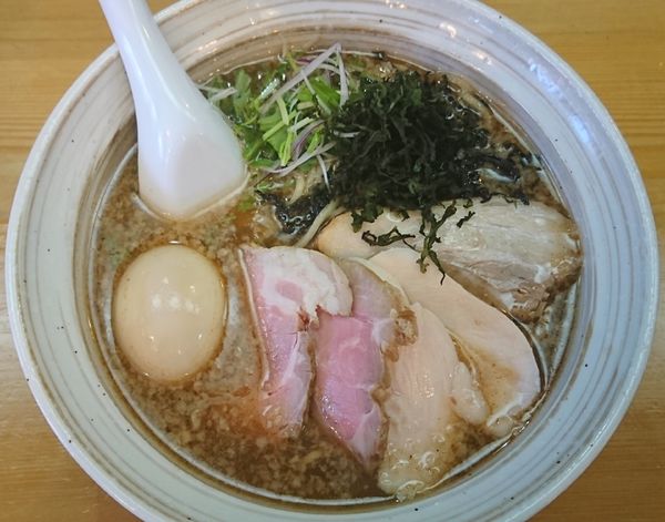 「特製鶏和風醤油ラーメン ￥1000」@讃岐ラーメン 香麦の写真