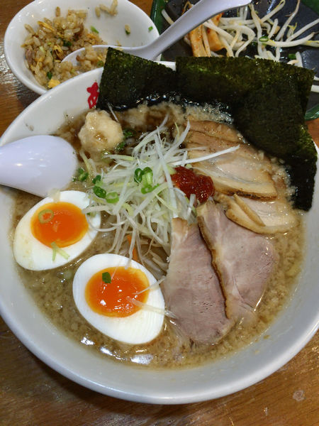 「特製ラーメン」@野方ホープ 荻窪店の写真