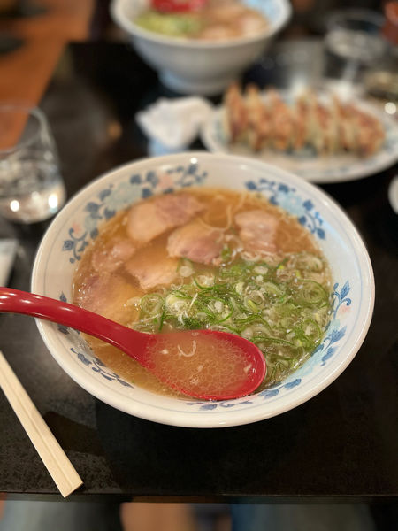 「ラーメン＋餃子900円」@長浜ラーメン 浜ちゃんの写真