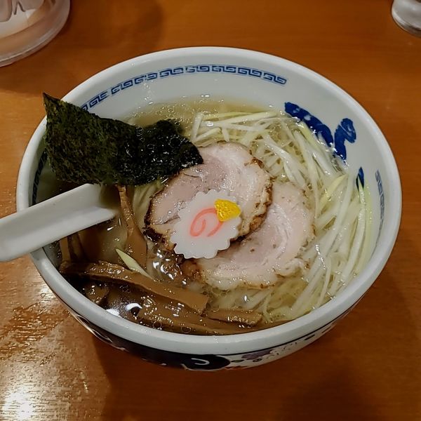 「塩らーめん＋ねぎ」@たけちゃんにぼしらーめん 調布店の写真