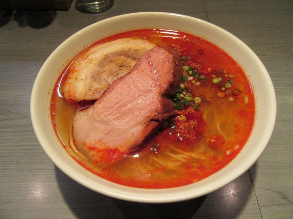 「台湾らぁめん塩（７６０円）＋チャーシュー２枚２００円」@喜乃壺の写真