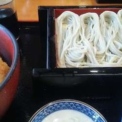 タレカツへぎそばセット 1000円