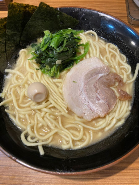 「ラーメン」@横浜家系ラーメン 壱角家 関内本町店の写真