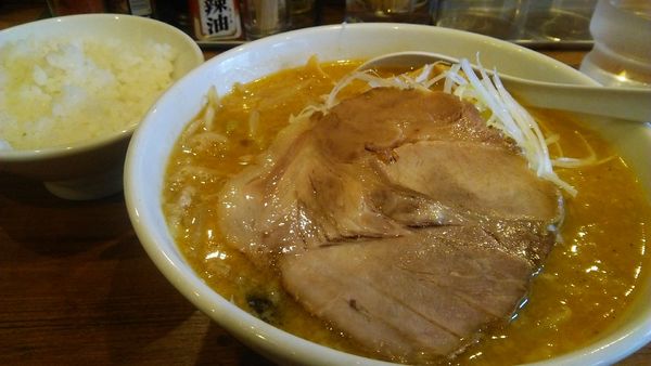 「味噌らーめん 820円＋ライス（小） 110円」@ラーメン 嘉祥の写真
