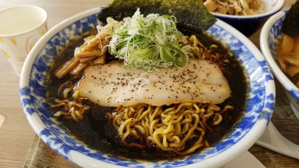 「イオンモール松本限定　松本ブラック中華そば　大」@凌駕IDEA イオンモール松本店の写真