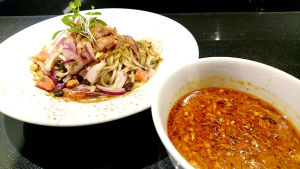 「【夜】ウエハ・ラクサ熱盛つけ麺」@Japanese Soba Noodles 蔦の写真