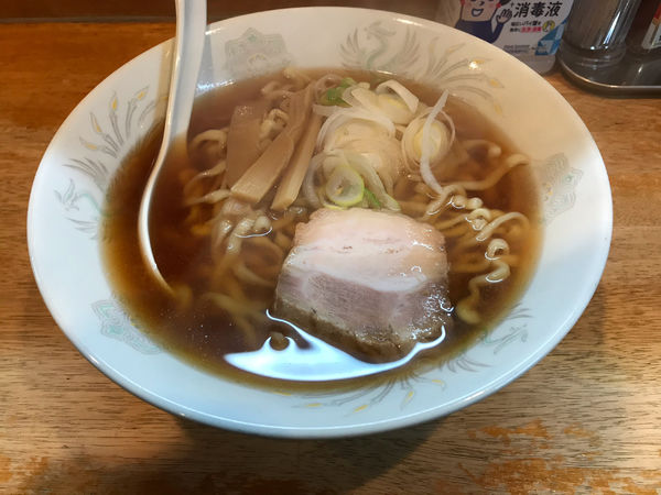 「ラーメン　平打ち」@大吉屋の写真