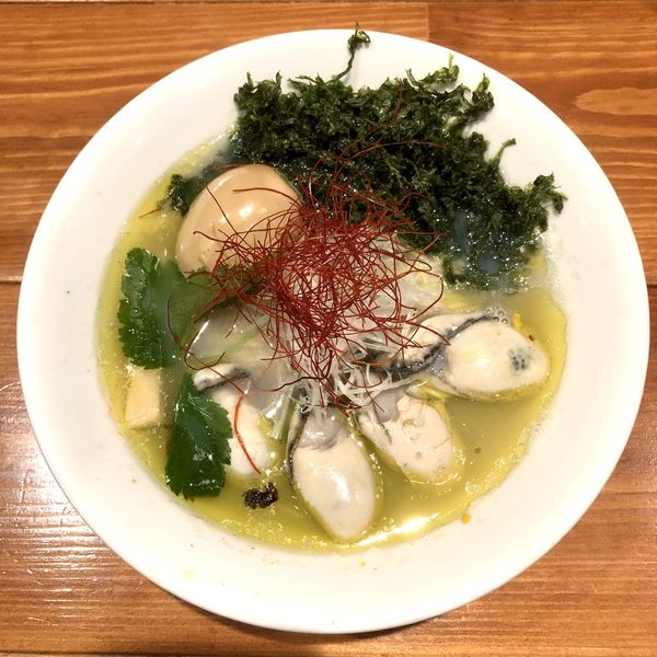 「【冬の限定】柚子香る牡蠣塩そば＋牡蠣増し+茶漬けセット」@麺屋 真心の写真