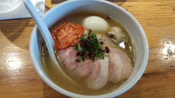 「特製牡蠣の淡麗そば1200円」@麺処 図鑑の写真