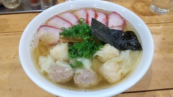 「白出汁ﾁｬｰｼｭｰ特製ﾜﾝﾀﾝﾒﾝ大盛り　1320+100円」@支那そば 大和 稲荷町本店の写真