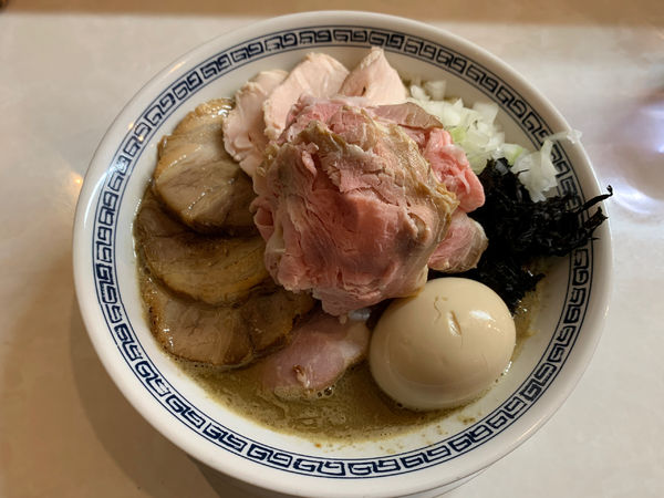 「特製煮干し鶏そば」@中華蕎麦 一無庵の写真