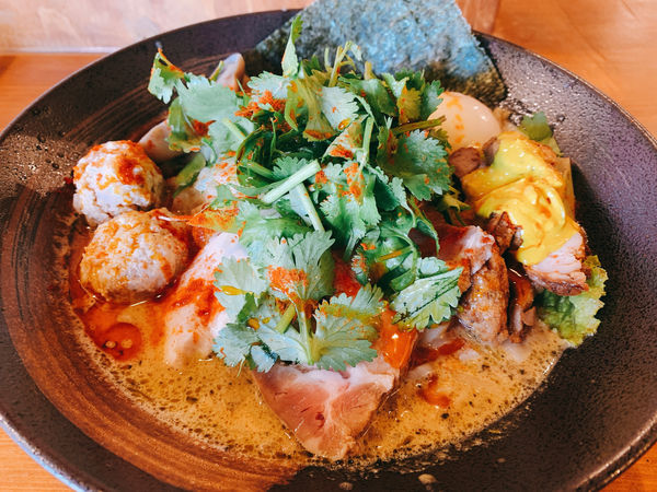 「グリーンカレー坦々麺」@口樂の写真