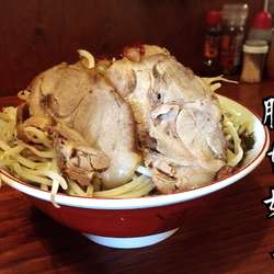 ラーメン 125豚(1/2)￥850