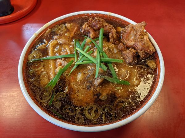 「スタミナ唐揚げラーメン　1210円」@ラーメン桐生 足利店の写真