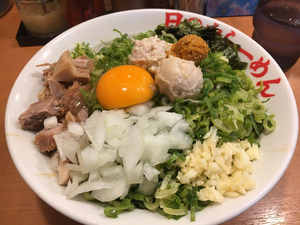 「ガッツ麺DX 大盛」@日の出らーめん 大船店の写真