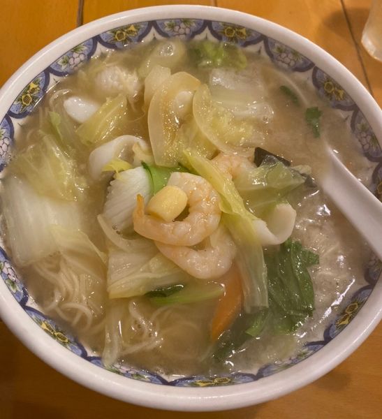 「【期間限定】海鮮煮込みラーメン　１１９０円」@中国ラーメン 揚州商人 綱島店の写真