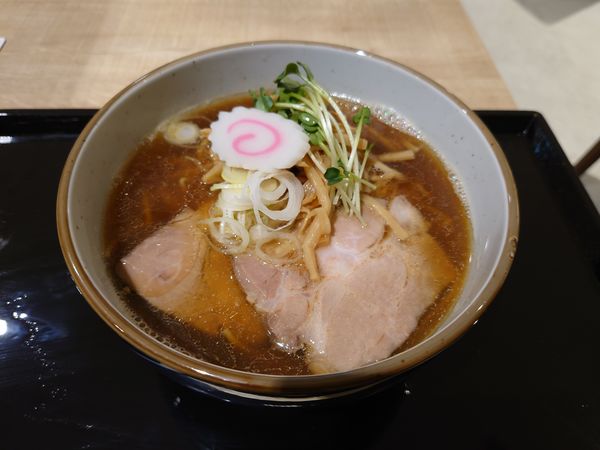 「日本一しょうゆの醤油そば」@井の庄 光が丘店の写真