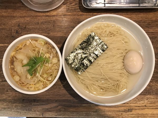 「汐のつけソバ ＋ 皮ワンタン ＋ 味付玉子」@Tomboの写真