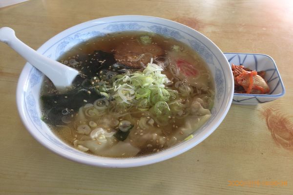 「ワンタンメン 630円」@菜来軒の写真