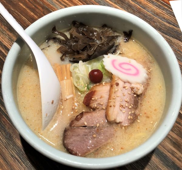 「しおらーめん」@らーめん 山頭火 越谷イオンレイクタウン店の写真