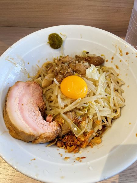 「汁なし(200gヤサイアブラカラメ柚子胡椒)」@麺屋 味方の写真