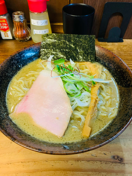 「超牡蠣味噌ラーメン」@貝だしラーメン 貝ガラ屋の写真