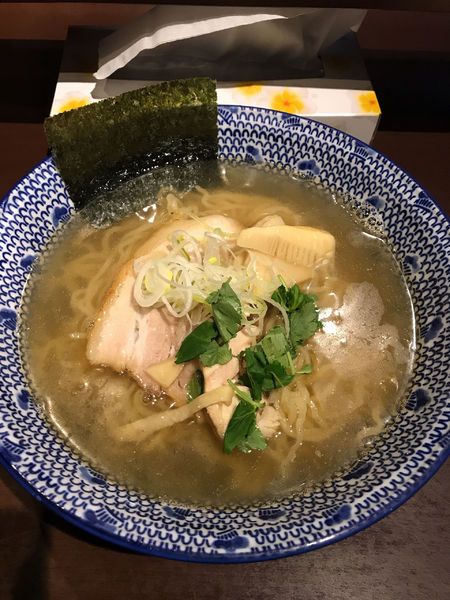 「淡麗しおそば」@麺屋 樹真の写真