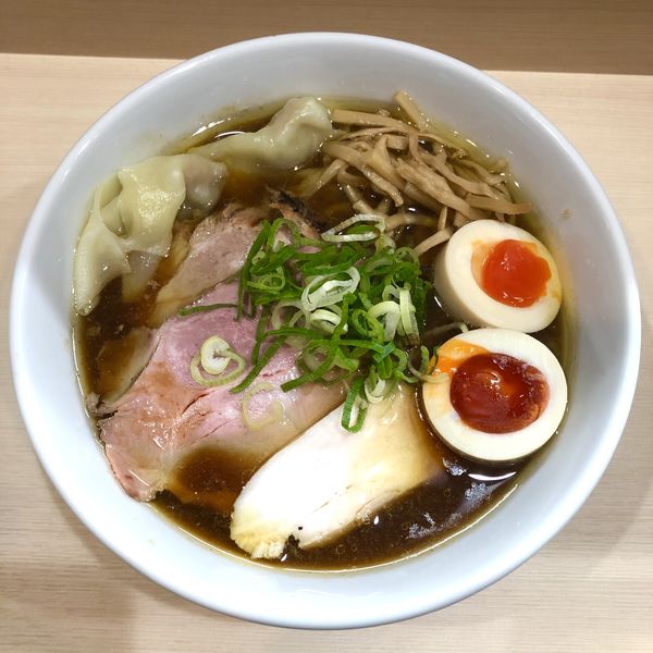 「特製中華そば￥1250＋大盛り￥100」@手揉み中華そば 中村の写真