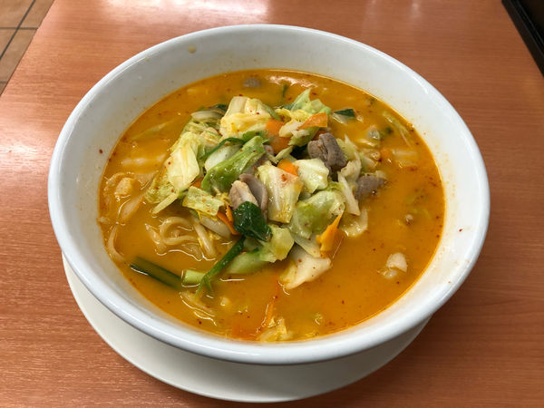 「モツ野菜ラーメン」@日高屋 初台南口店の写真