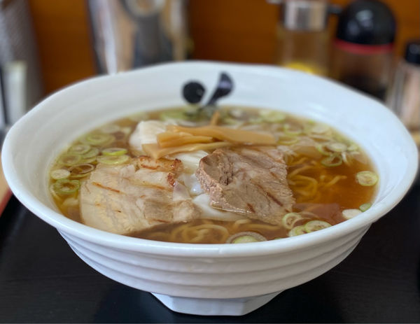 「海老ワンタンメン830円」@花鳥風月 酒田本店の写真