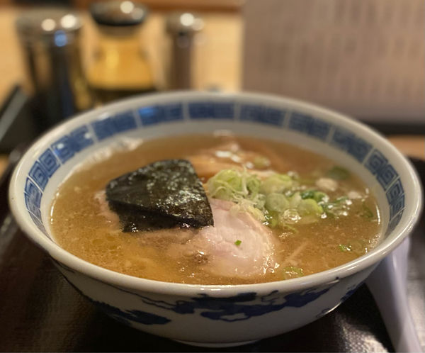 「中華そば(細麺)600円」@いさご食堂の写真