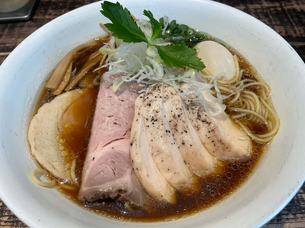 「特製醤油そば1000円」@麺や 結の写真