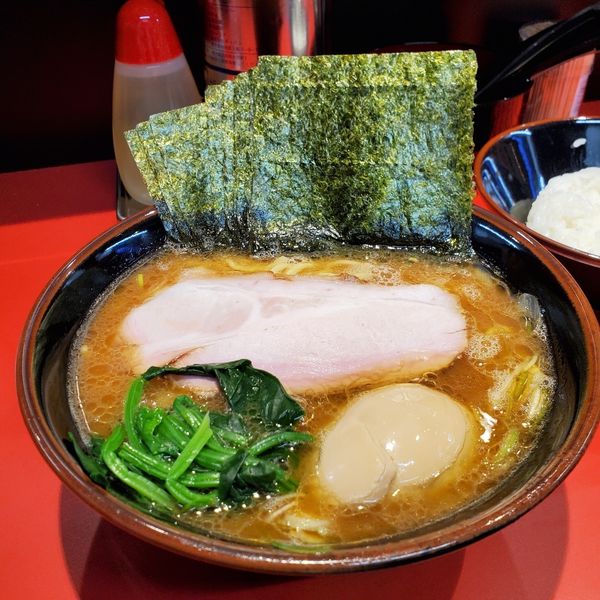 「ラーメン並」@横浜ラーメン 真砂家の写真