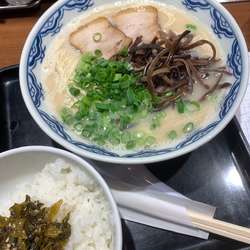 高菜ご飯セット 820円　替玉（大）150円