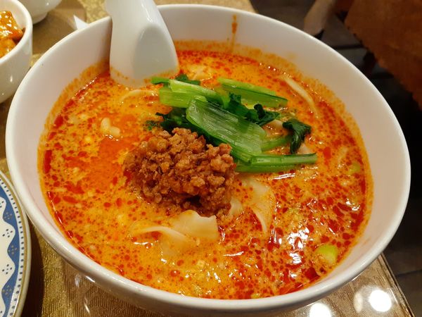 「担々麺」@魯香酒樓の写真