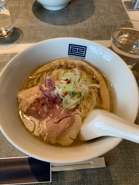 「ポルチーニ香る塩らーめん」@淡麗拉麺 己巳の写真