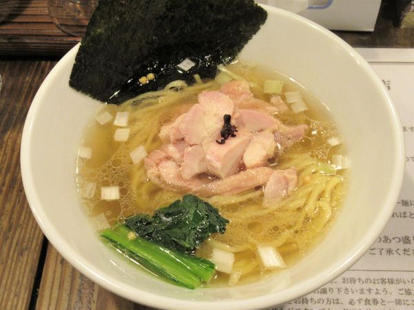 「昆布の塩らーめん（850円）」@昆布の塩らー麺専門店 MANNISHの写真