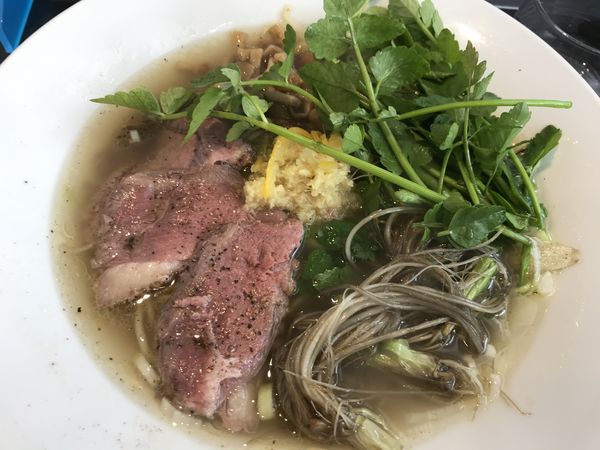 「限定：セリと合鴨の中華蕎麦・塩（並）1250円」@中華蕎麦 こばやの写真